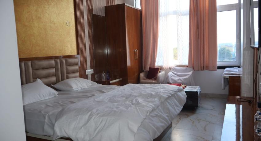 ROOM NO 213